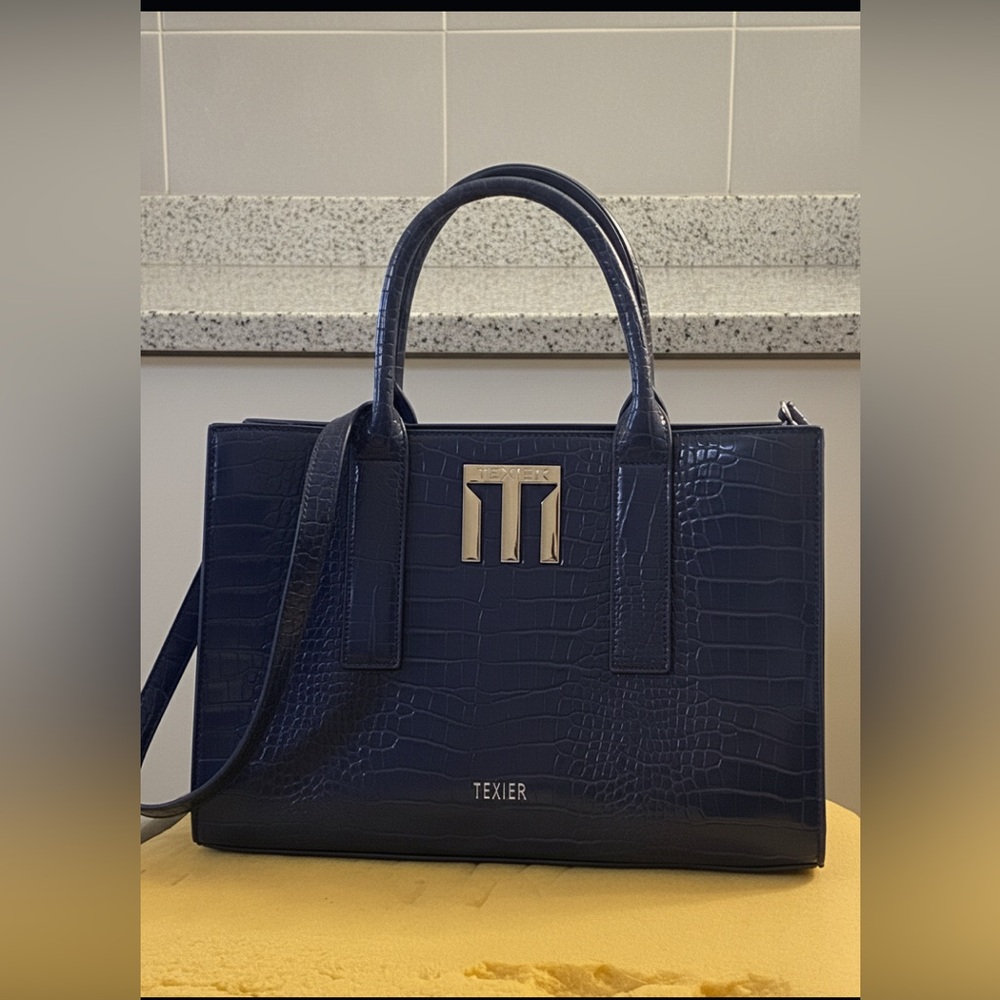 NWT France Texier Navy Blue Leather
Shoulder Bag Tote with Porchette purse
